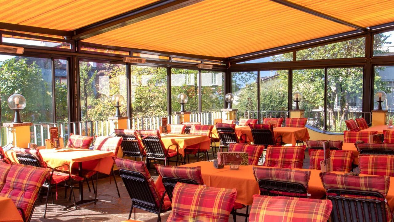 Cafe Pension Alpina Innsbruck Exteriör bild